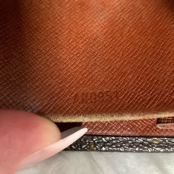 1991 authentic Louis Vuitton compact Elise trifold wallet - Picture 12 of 17